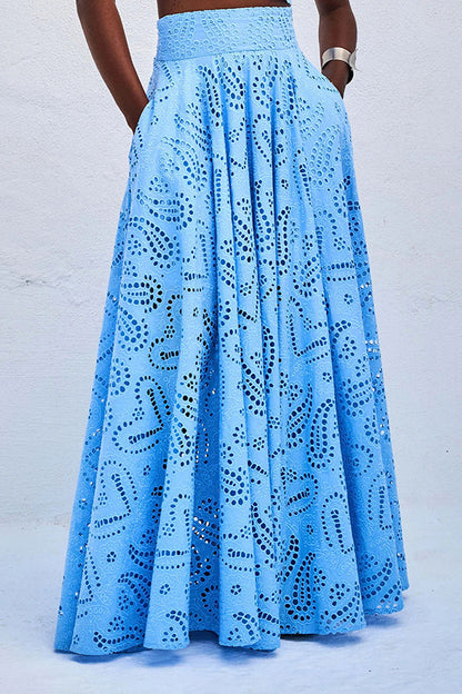 Two-Piece Set with Embroidery and High-Waisted Long Skirt