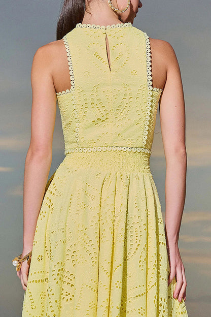 Two-Piece Set with Embroidery and High-Waisted Long Skirt