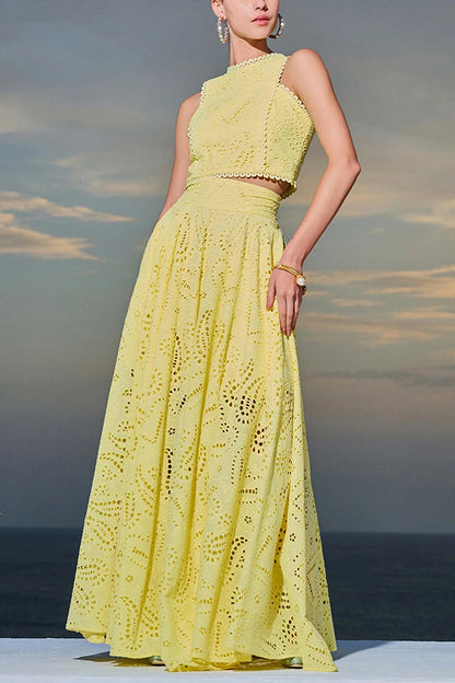 Two-Piece Set with Embroidery and High-Waisted Long Skirt