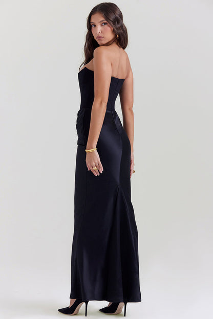 Lina – Elegant Maxi Dress
