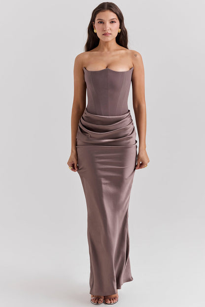 Lina – Elegant Maxi Dress